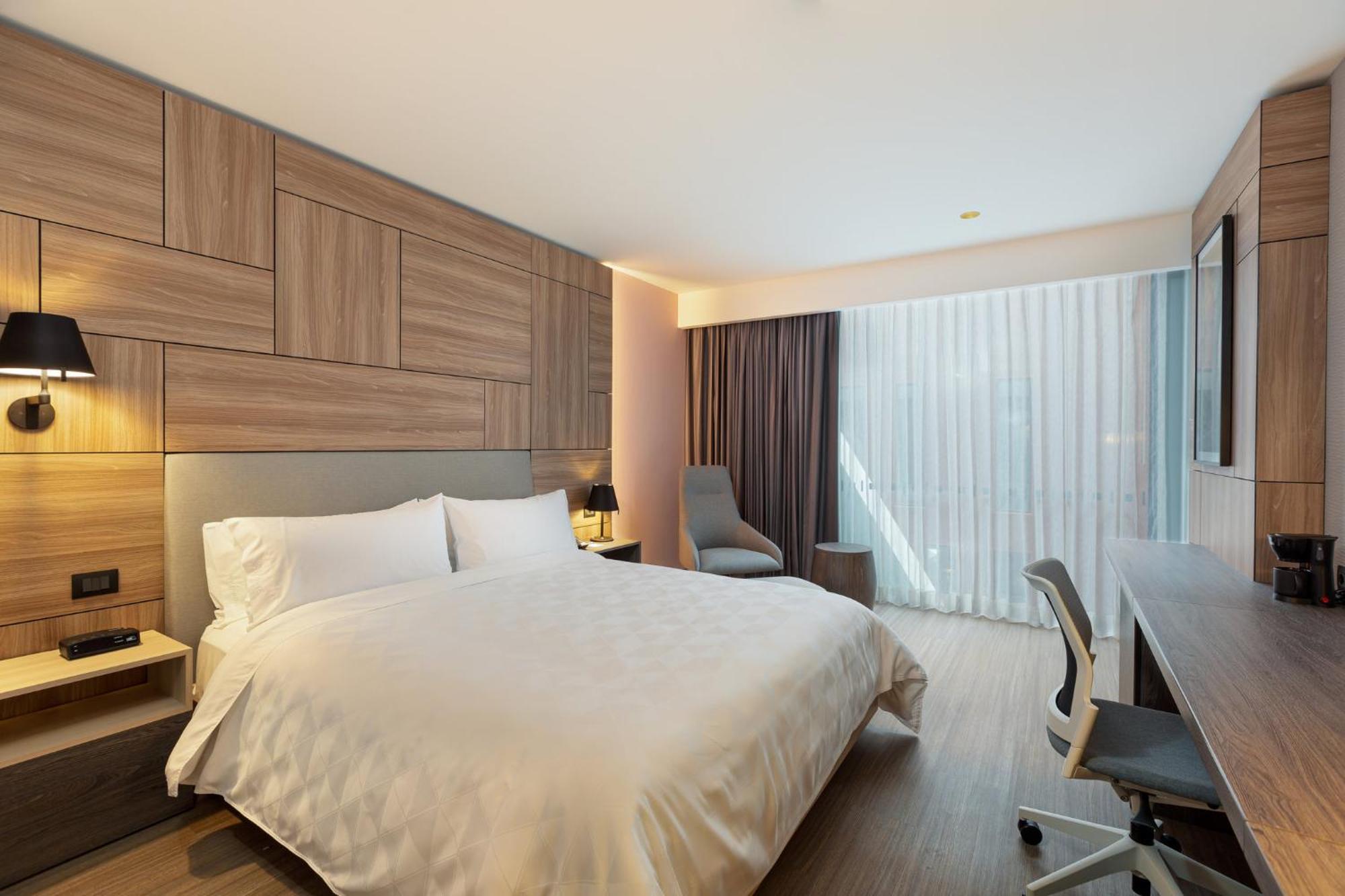 - Miraflores By Ihg 4*